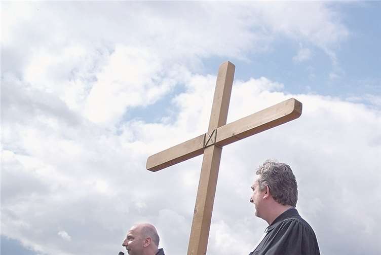 Ein großes Dankeschön vom Vorsitzenden an die Geistlichkeit.