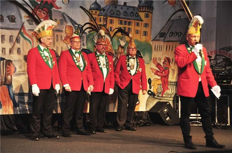 Ein gut aufgelegter Präsident, Uli Walsdorf, begrüßte die Gäste.