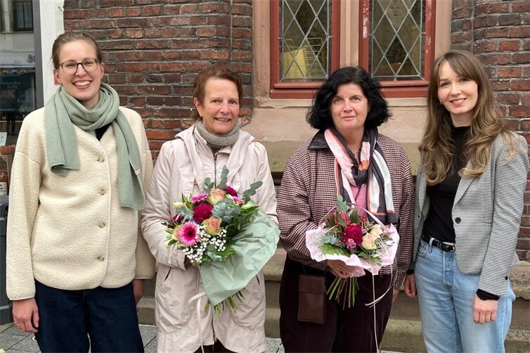 Ein harmonischer Übergang (v.l.n.r.) Esther Otterbach, Brigitte Kazmarek-Lang, Heike Hartkorn und Leonie Fasel