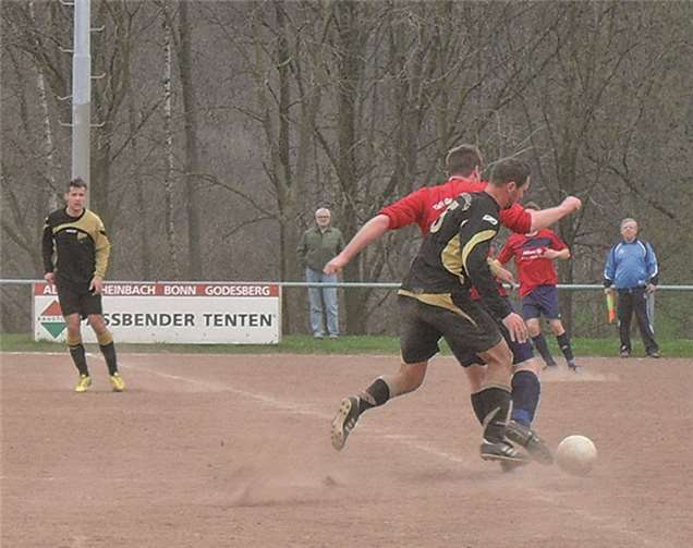 Ein hart umkämpftes Spiel mit Chancen auf beiden Seiten.Privat