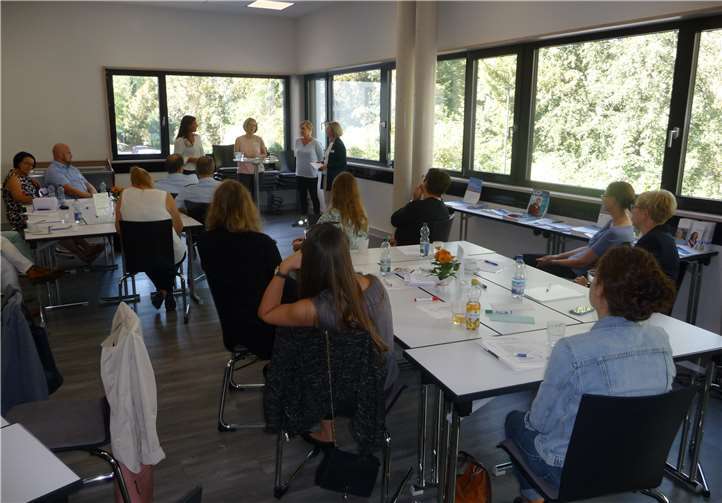 Ein intensiver Austausch ergab sich an der PTHV zwischen Studierenden, Lehrenden und Vertretern verschiedener Trägereinrichtungen.privat