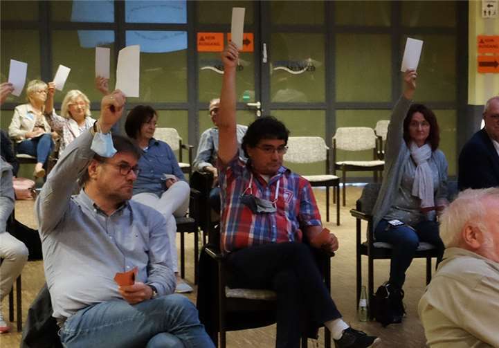 Ein klares Votum: 29 der Anwesenden stimmten für Plan A. Foto: Stadt Neuwied