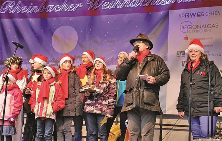 Ein kleines Weihnachtsmusical führte der Kinder- und Jugendchor Rheinbach auf. Sie verfolgten den Weg eines Sternes durch die Welt.
