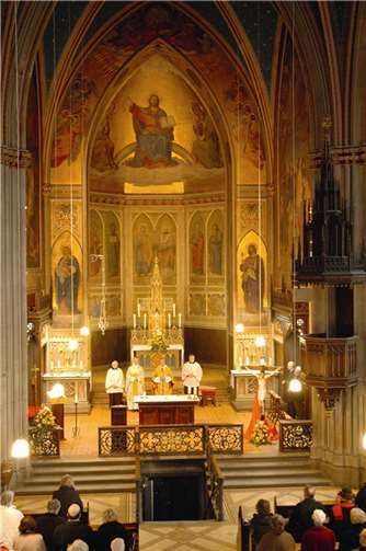 Ein kulturhistorisches Höchstmaß im Kreis Ahrweiler: die Apollinariskirche Remagen. Kreisverwaltung Ahrweiler