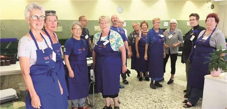 Ein neues Team in den neuen Räumlichkeitender Koblenzer Tafel in der „Goldgrube“ sorgt für frischen Wind. Foto: FRE