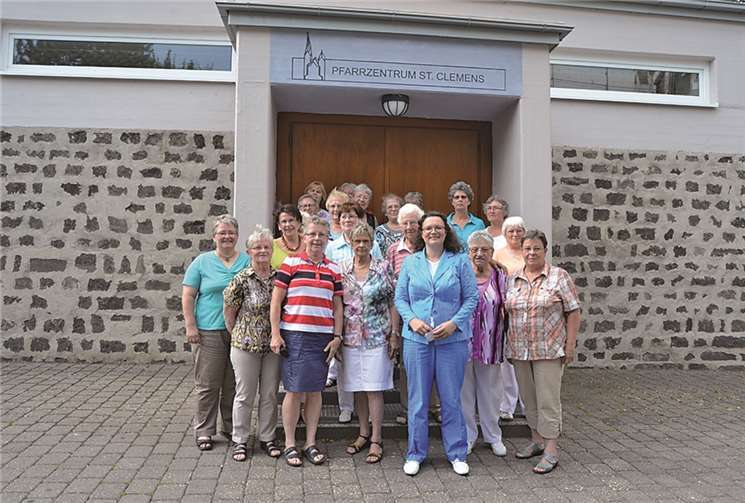 Ein offenes Ohr hatte Andrea Nahles bei ihrem Besuch bei der Selbsthilfegruppe nach Krebs für die einzelnen Schicksale der betroffenen Frauen. privat