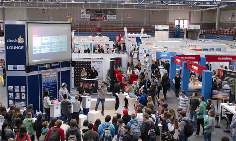 Ein riesiger Andrang herrschte bereits am ersten Tag der Azubi & Studientage in der Conlog Arena. -US-