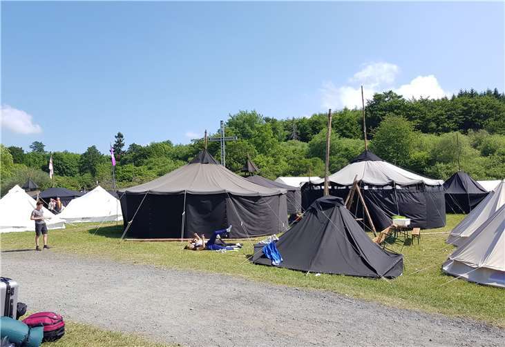 Ein riesiges Lager von Zelten beherbergte rund 4000 Pfadfinder. privat