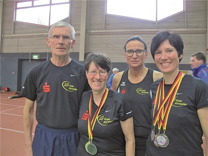 Ein starkes Leichtathletikteam im Kreis Ahrweiler: Hans Meyer, Elisabeth Meyer, Anja Zinn und Michaela Jüris. privat