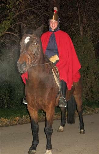 Ein starkes Team - St. Martin und sein Pferd.