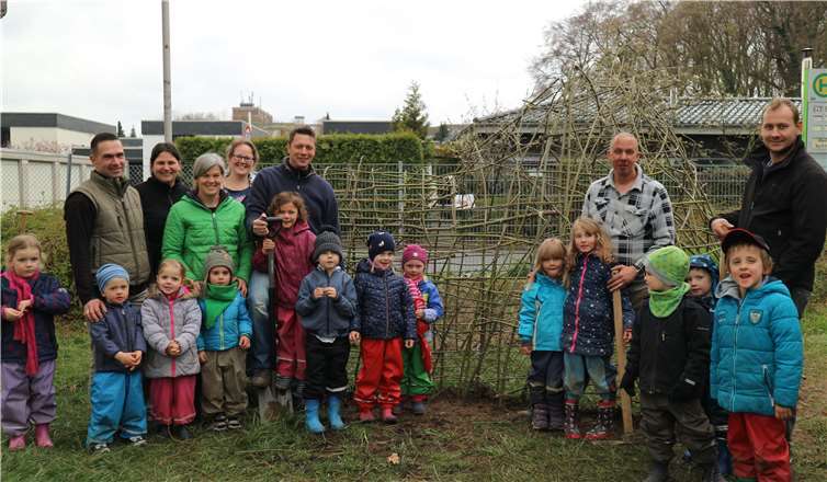 Ein starkes Team: die kleinen und großen Akteure der Kita-Aktion. Foto: Stadt Meckenheim