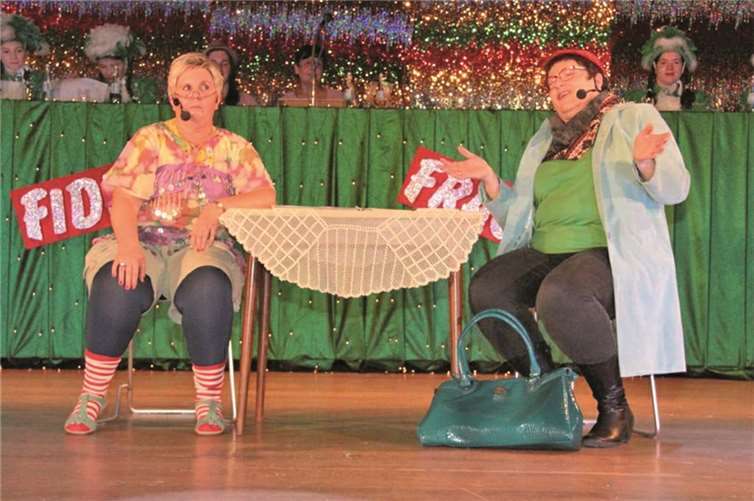 Ein tolles Programm wurde dem Publikum geboten, mit vielen Vorträgen und Tänzen verging die Zeit wie im Fluge.