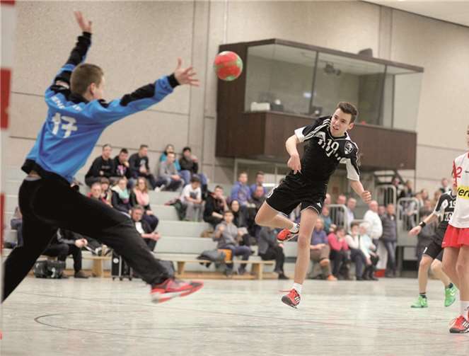 Ein ums andere Mal scheiterten die B-Jugend-Löwen am Bendorfer Torwart.