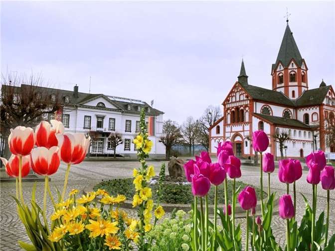 Ein verkaufsoffener Sonntag sowie ein Kinderfloh- und Trödelmarkt erwarten die Besucher am letzten Veranstaltungstag des Sinziger Frühlingserwachens. Foto: privat