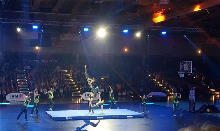 Ein vielfältiges Programm mit Weltklasse-Akrobaten bei der Gymmotion. Foto: Mechthild Probstfeld