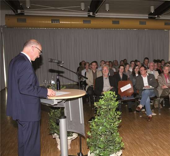 Ein volles Auditorium hatte Bürgermeister Bert Spilles bei seiner Ansprache anlässlich der Sportlerehrung.