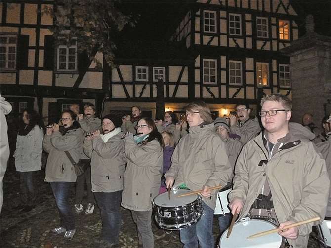 Ein volles Programm hatte das Tambour-Corps Erpel 1963 e.V. in diesem Jahr zu St. Martin wieder zu leisten. privat