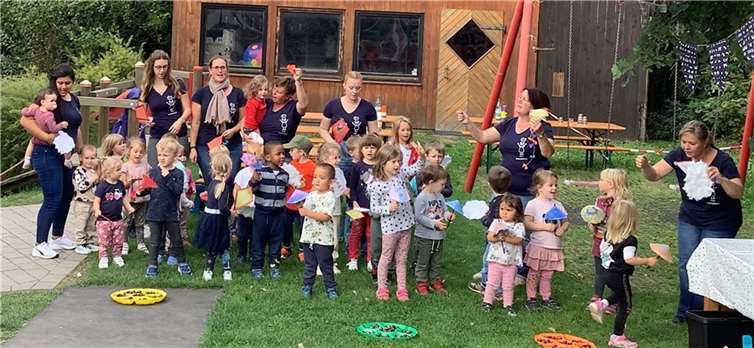 Ein weiterer Höhepunkt des Herbstprojekts war das Herbstfest für die ganze Familie. Fotos: Kindertagesstätte Krümelkiste