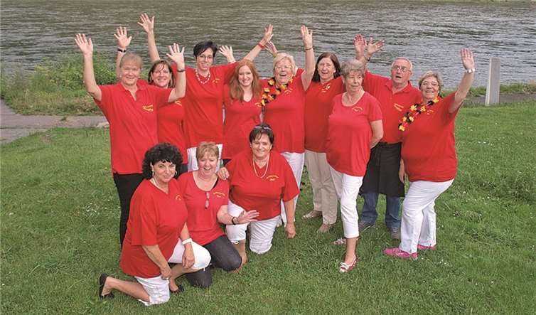 Ein wunderbares und sehr nettes Miteinander herrschte wieder bei den Neuendorfer Möhnen und ihrem schönen Sommerfest auf den Rheinwiesen. US