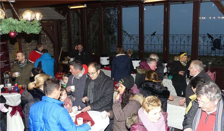 Ein zauberhaftes Marktspektakel kann man bei einem breit gefächerten Angebot in der Kreisstadt erleben und genießen.