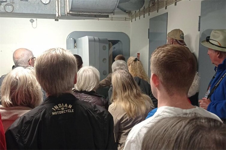 Einblicke im Bunker, so eng wie in einem „U-Boot“ 