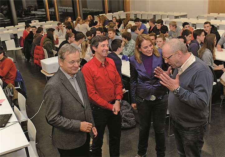 Eindrucksvoll erzählte Uwe-Jens Lindner die Geschichten und Erinnerungen an die damalige Zeit. Fix