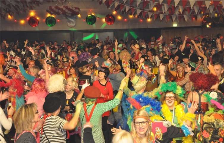 Eindrücke von der Karnevalsparty in Rheinbreitbach. Ansgar Federhen