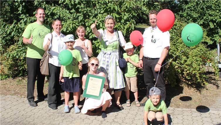 Eine Abordnung der St. Sebastianus Schützenjugend Ersdorf-Altendorf konnte sich beim Diözesanjungschützentag in Neuss-Norf über den Förderpreis „Kleiner Sebastian“ freuen.  Norbert Tuschen