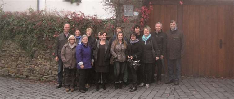 Eine Art Klassenfoto des Jahrgangs 1954/55 der Volksschule Niederzissen.privat