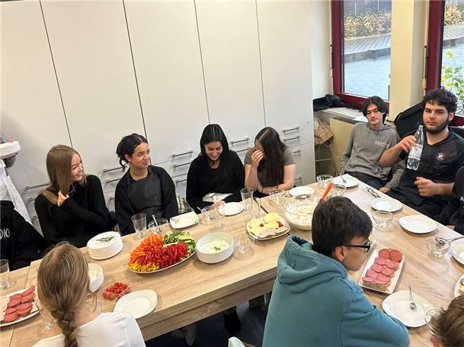 Eine Ernährungsberaterin informierte über gesundes Essen.