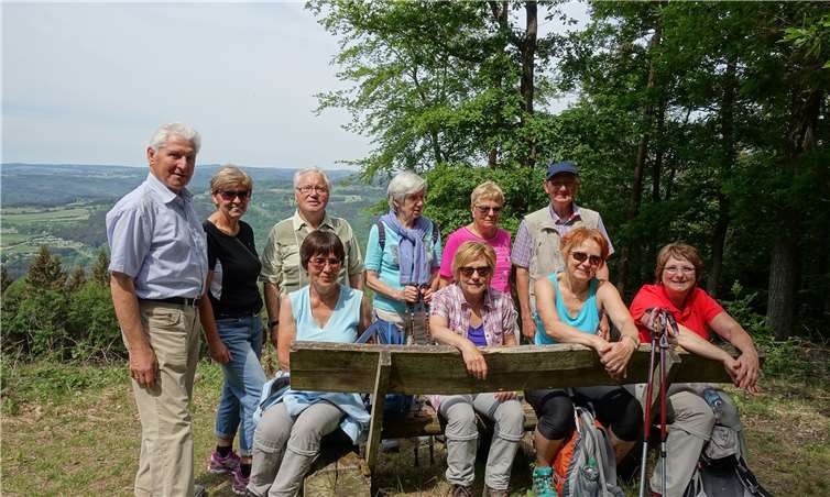 Eine Gruppe des Eifelvereins Sinzig machte sich auf den Weg zur Teufelsley. privat