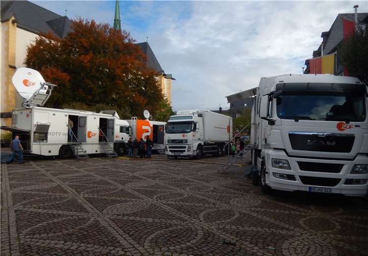 Eine Live-Übertragung bringt einen großen logistischen Aufwand mit sich.