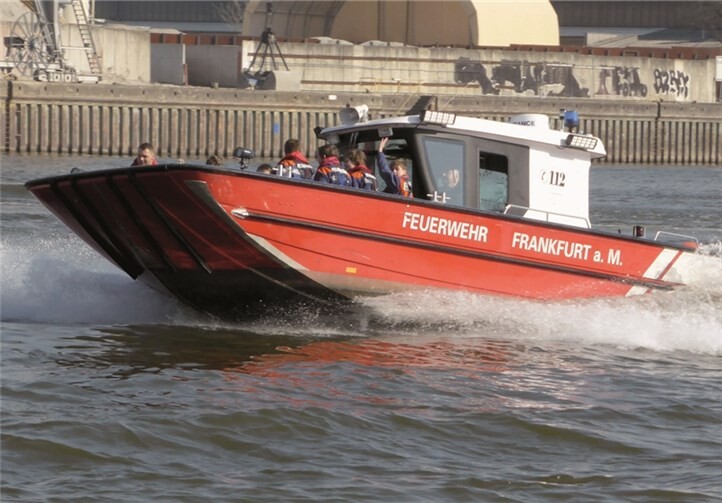 Eine Runde mit dem Schnellboot - das war natürlich das absolute Highlight für die jungen Kripper bei ihrem Besuch am Main. privat