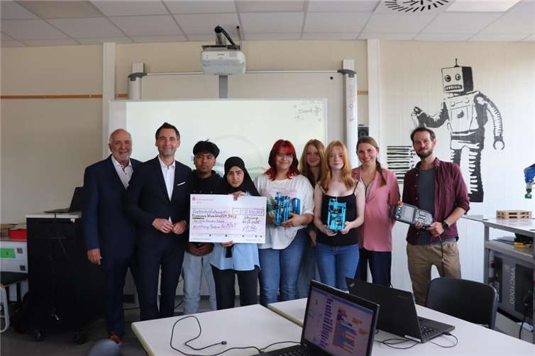 Eine Spende in Höhe von 2.500 Euro durch den Förderverein WISSENschaf(f)t SPASS sichert nun die Fortführung und Weiterentwicklung des Kurses. Foto: privat