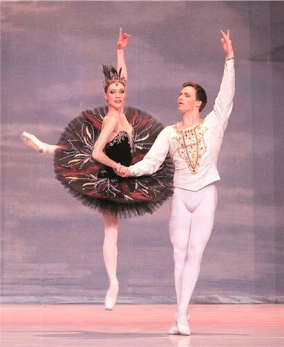 Eine Szene aus der Vorführung „Schwanensee“. privat