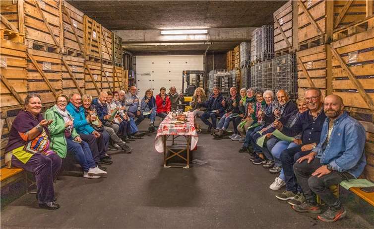 Eine Weinprobe durfte nicht fehlen.  Foto: Herbert Pies