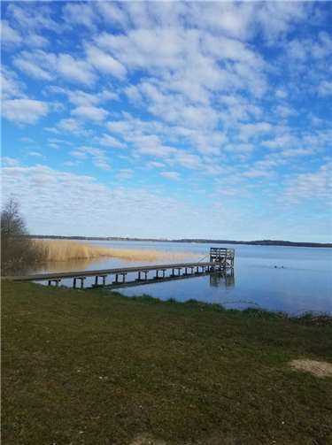 Eine andere Umgebung tut einfach gut. Dieses Foto schickte eine Mutter, die zurzeit mit ihren beiden Kindern eine Mutter-Kind-Kur in einer Klinik an einem See verbringt.Foto: privat