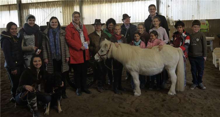 Eine außergewöhnliche Lesung erlebten Kinder und Erwachsene in der Reithalle. Privat
