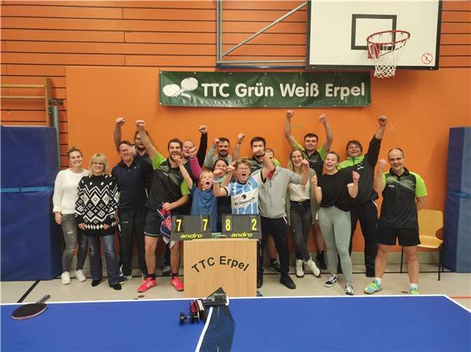 Eine bärenstarke Mannschaftsleistung und ein erfolgreicher Abend für die TTC Familie. Quelle: TTC Erpel