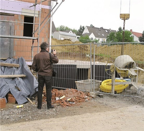 Eine begleitende Energieberatung kann sich auszahlen und sollte zumindest in den in den wichtigsten Bauphasen stattfinden. VZ-RLP