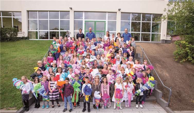 Eine bunte 99-köpfige Kinderschar konnte in der Grundschule Pfarrer-Bechtel in Mendig begrüßt werden. privat