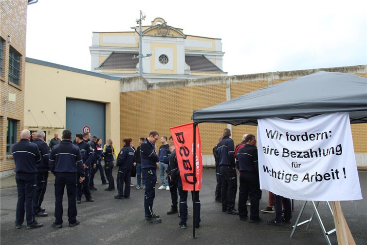 Eine der Kernforderungen: faire Bezahlung für wichtige Arbeit.