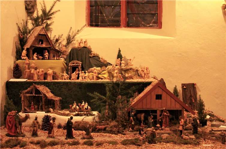 Eine detailreiche Harzer Bergmannskrippe erzählt die Weihnachtsgeschichte. Fotos: KBL