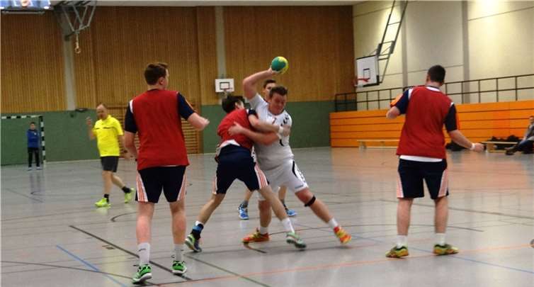 Eine durchgängig spannende Partie spielte die A-Jugend.privat