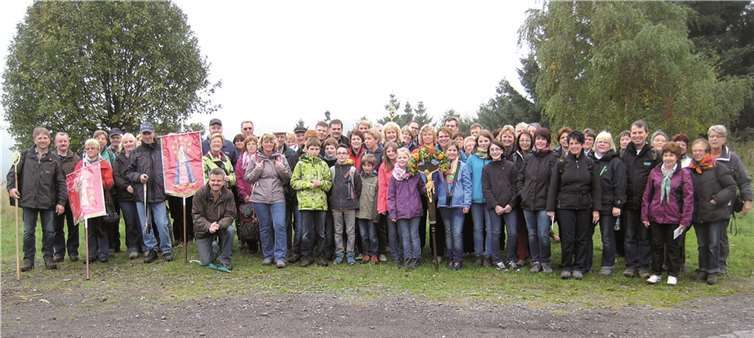 Eine erfreulich große Gruppe aus Rodder pilgerte in diesem von Adenau nach Langenfeld. privat