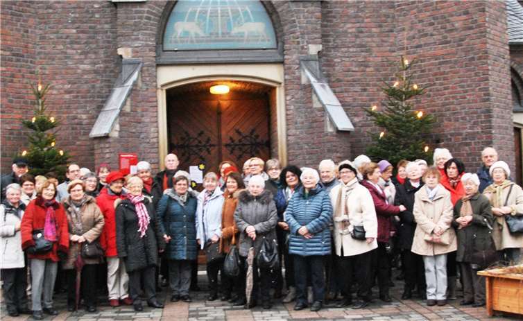 Eine große Gruppe der kfd Rosenkranz hatte sich auf den Weg nach Köln gemacht. Privat