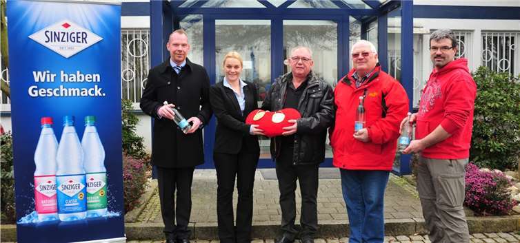 Eine gute Verbindung - „Sinziger Mineralbrunnen“ und der Kreuzbund. privat