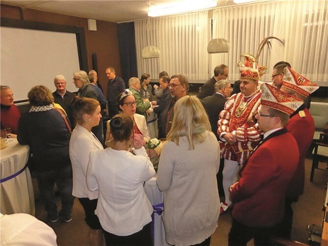 Eine illustre Teilnehmerschar versammelte sich beim Neujahrsempfang des Videoclubs. privat