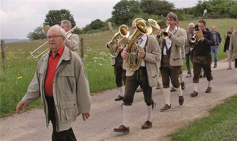 Eine kleine Besetzung der Wershofener Musikanten begleitete die Prozession