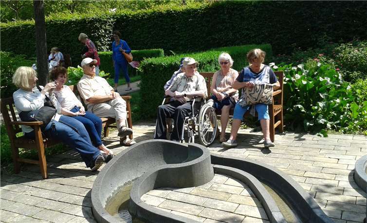 Eine kurze Verschnaufpause gab es im „Hildegarten“.